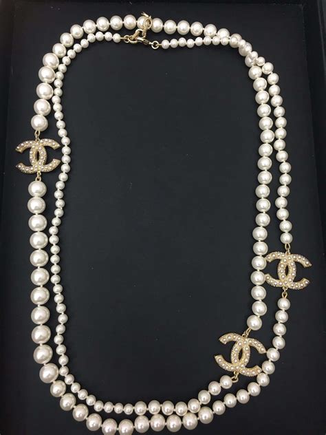 pearl chanel necklace for women.